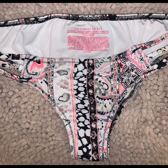 Victoria’s Secret bikini bottoms - Picture 4 of 5